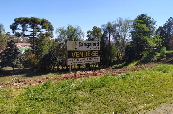 EXCELENTE TERRENO NO CENTRO