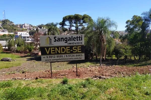 EXCELENTE TERRENO NO CENTRO