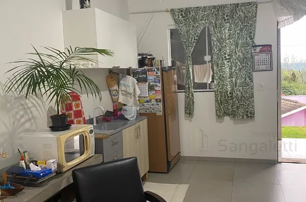 CASA GEMINADA NO LOTEAMENTO CENCI