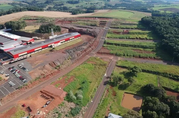 LOTEAMENTO ALTO DA XV