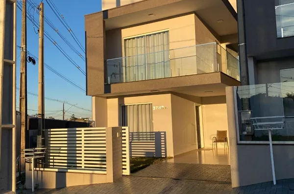 SOBRADO ALTO PADRÃO