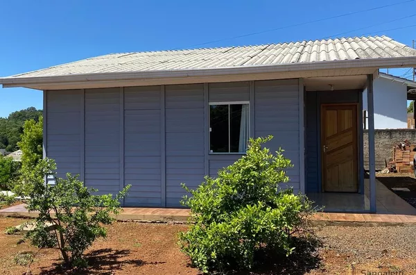 CASA NO SÃO SEBASTIÃO