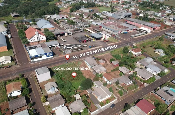 TERRENO NA AVENIDA XV DE NOVEMBRO