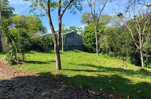 LOTE NO CONDOMÍNIO IATE CLUBE SALTO SANTHIAGO