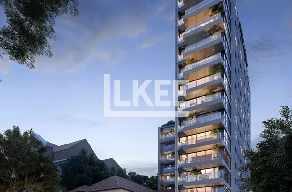 Moinhos de Vento | Apartamento com 2 quartos (sendo 2 suítes) | 90 m² | 3 banheiros | Sacada | 2 Vagas | Em Porto Alegre/RS