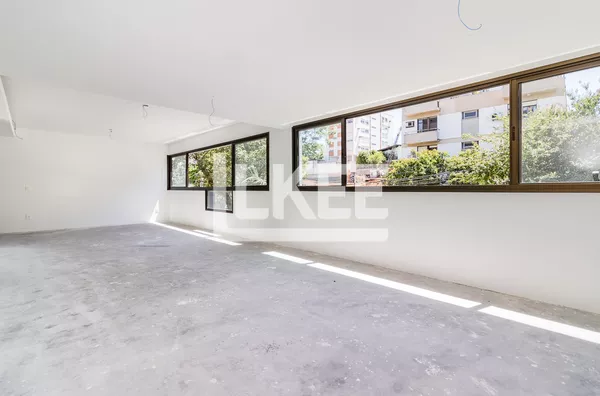 Petrópolis | Apartamento Garden com 3 quartos (sendo 1 suíte) à venda | 169,23 m² | 3 Banheiros | 4 Vagas | Em Porto Alegre/RS