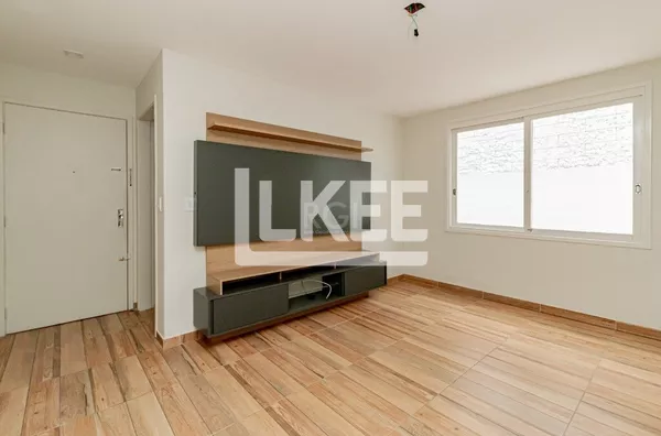 Vila Ipiranga | Apartamento com 2 quartos à venda | 74m² | 1 Banheiro | 1 Vaga | Em Porto Alegre/RS