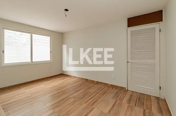 Vila Ipiranga | Apartamento com 2 quartos à venda | 74m² | 1 Banheiro | 1 Vaga | Em Porto Alegre/RS