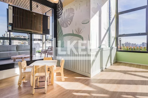 Auxiliadora | Apartamento com 3 quartos (sendo 3 suítes) | 123, 97 m² | 3 Banheiros | 2 Vagas | Em Porto Alegre/RS