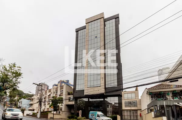 Floresta | Sala Comercial à Venda | 47 m² | 2 Vagas | Em Porto Alegre/RS