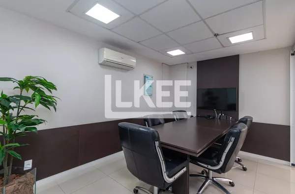 Moinhos de Vento | Cobertura comercial sala à venda | 344,86m² | 5 banheiros | 8 vagas | Em Porto Alegre/RS