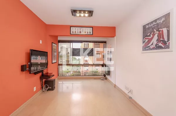 Chácara das Pedras | Apartamento Mobiliado com 3 quartos | 74m² | 1 Banheiro | 1 Vaga | Em Porto Alegre/RS