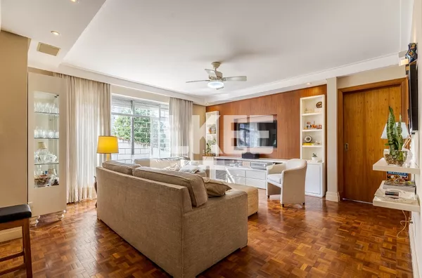 Jardim Botânico | Apartamento Semimobiliado com 2 quartos (sendo 1 suíte) à venda | 105 m² | 3 Banheiros | 2 vagas | Em Porto Alegre/RS