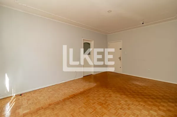 Medianeira | Apartamento com 3 quartos (sendo 1 suíte) à Venda | 114 m² | 1 banheiro | Churrasqueira | Sem Vaga | Em Porto Alegre/RS - Foto 8