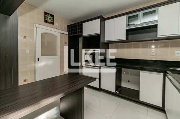 Medianeira | Apartamento com 3 quartos (sendo 1 suíte) à Venda | 114 m² | 1 banheiro | Churrasqueira | Sem Vaga | Em Porto Alegre/RS - Foto 16