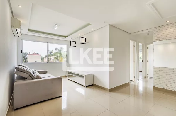 Vila Ipiranga | Apartamento Semimobiliado com 3 quartos ( sendo 1 suíte) à venda | 69m² | 3 Banheiros | 1 vaga | Em Porto Alegre/RS