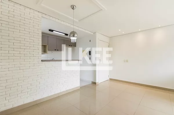 Vila Ipiranga | Apartamento Semimobiliado com 3 quartos ( sendo 1 suíte) à venda | 69m² | 3 Banheiros | 1 vaga | Em Porto Alegre/RS