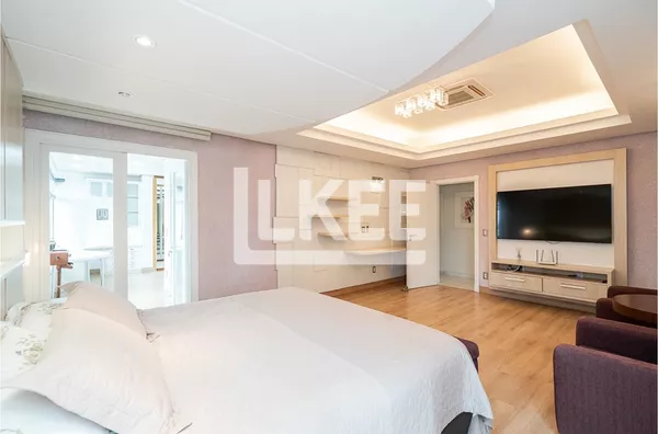 Moinhos de Vento | Cobertura com 4 quartos (sendo 3 suítes) à venda | 693 m² | 3 vagas | Com terraço e sacada aberta | Em Porto Alegre/RS - Foto 76
