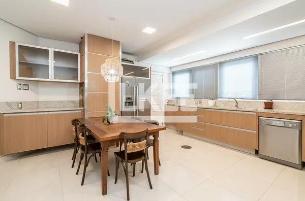 Moinhos de Vento | Cobertura com 4 quartos (sendo 3 suítes) à venda | 693 m² | 3 vagas | Com terraço e sacada aberta | Em Porto Alegre/RS - Foto 74