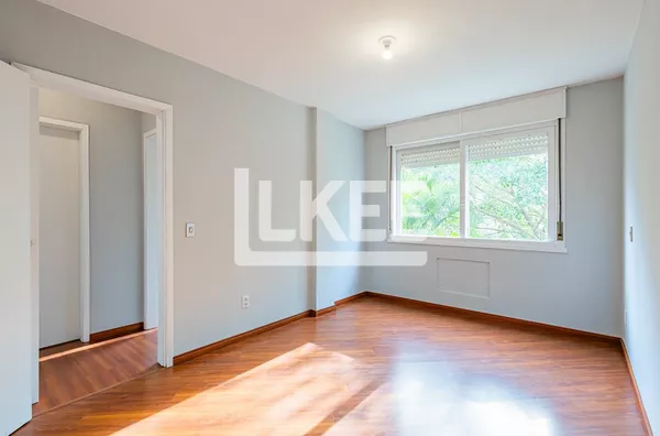 Higienópolis | Apartamento com 2 quartos à venda | 75m² | 2 banheiros | 1 Vaga | Em Porto Alegre/RS