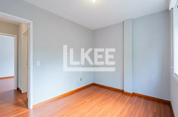 Higienópolis | Apartamento com 2 quartos à venda | 75m² | 2 banheiros | 1 Vaga | Em Porto Alegre/RS