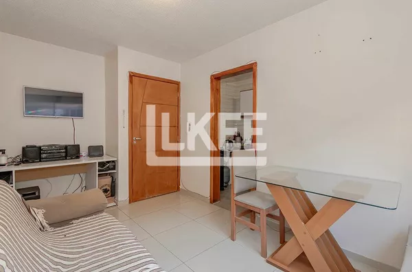 Santo Antônio | Apartamento com 1 quarto (sendo 1 suíte) à venda | 34m² | 1 Banheiro | 1 Vaga | Em Porto Alegre/RS
