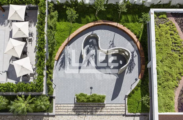 Tristeza | Apartamento com 3 quartos (sendo 3 suítes) à venda | 149,84 m² | 5 Banheiros | 2 vagas | Em Porto Alegre/RS.