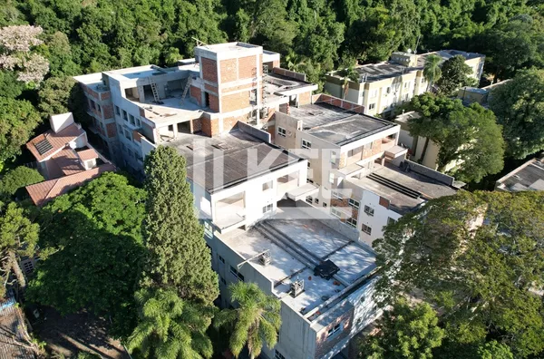 Menino Deus | Apartamento Garden com 3 quartos (sendo 1 suíte) à venda |  215,04m²(114,18 interno e 100,86 aberto) | 2 banheiros | 3 Vagas | Terraço | Em Porto Alegre/RS - Foto 38