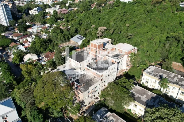 Menino Deus | Apartamento Garden com 3 quartos (sendo 1 suíte) à venda |  215,04m²(114,18 interno e 100,86 aberto) | 2 banheiros | 3 Vagas | Terraço | Em Porto Alegre/RS - Foto 30
