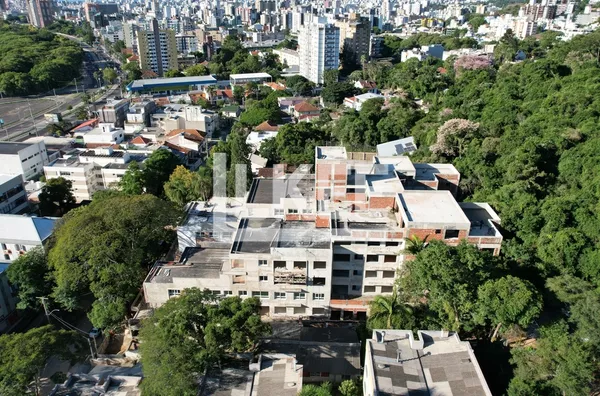 Menino Deus | Apartamento Garden com 3 quartos (sendo 1 suíte) à venda |  215,04m²(114,18 interno e 100,86 aberto) | 2 banheiros | 3 Vagas | Terraço | Em Porto Alegre/RS - Foto 31