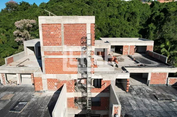 Menino Deus | Apartamento Garden com 3 quartos (sendo 1 suíte) à venda |  215,04m²(114,18 interno e 100,86 aberto) | 2 banheiros | 3 Vagas | Terraço | Em Porto Alegre/RS - Foto 36
