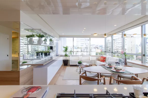 Moinhos de Vento | Apartamento com 2 Quartos (sendo 1 suíte) à venda | 86 m² | 2 banheiros | 1 Vaga | Em Porto Alegre/RS