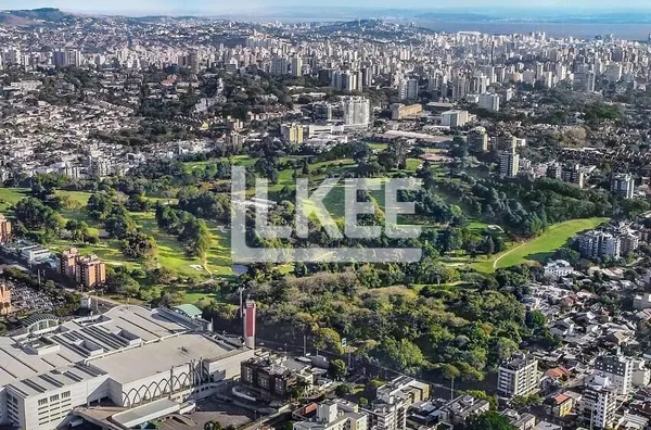 Chácara das Pedras | Apartamento com 4 quartos (sendo 4 suítes) à venda | 246,70 m² | Sacada | Churrasqueira | 5 Banheiros | 3 vagas | Em Porto Alegre/RS 