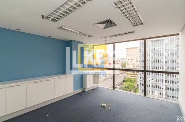 Sala comercial à venda no Centro