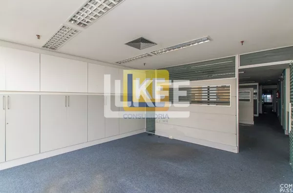 Sala comercial à venda no Centro