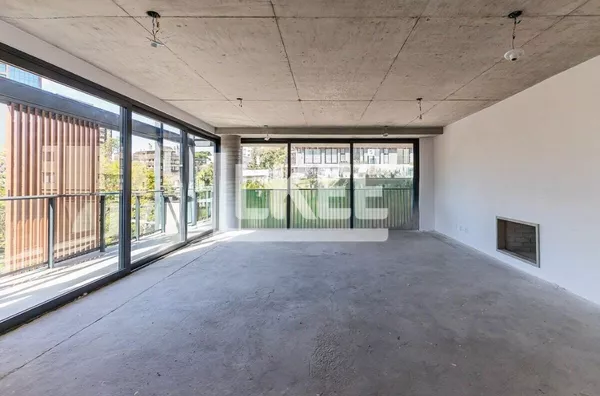 Petrópolis | Apartamento com 3 quartos (sendo 3 suítes | 170,20m² | 5 Banheiros | 3 Vagas | Sacada | Em Porto Alegre/RS