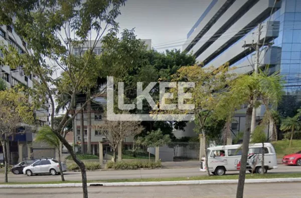 Petrópolis -  Apartamento para alugar | 97 m² privativos, 3 quartos, no Petrópolis com 1 vaga