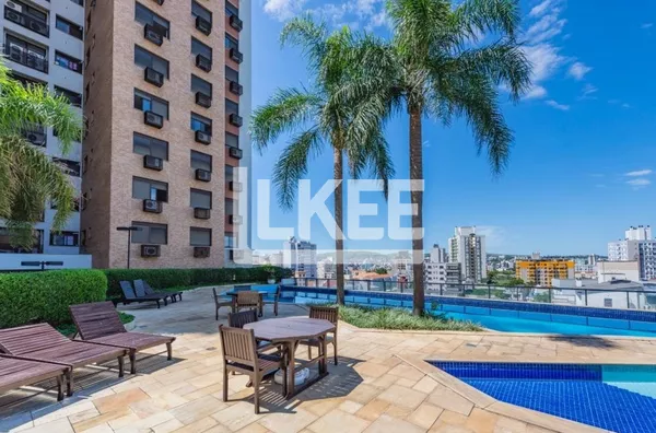 Rio Branco | Apartamento mobiliado com 3 quartos (sendo 1 suíte) à venda | 133 m² | 3 vagas |  Em Porto Alegre/RS 