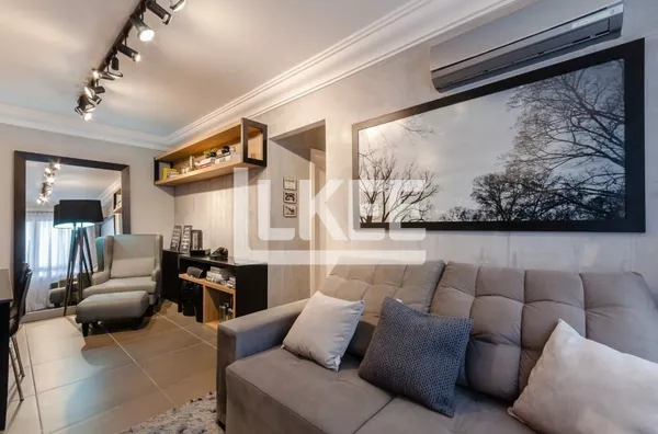 Jardim Botânico | Apartamento mobiliado e equipado com 2 quartos (sendo 1 suíte) à venda | 57,67 m² | 2 vagas | Com churrasqueira | Em Porto Alegre/RS | std