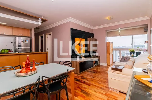 Cristo Redentor | Apartamento semi mobiliado com 3 quartos (sendo 1 suíte) à venda | 75 m² | 2 vagas | Com sacada | Em Porto Alegre/RS