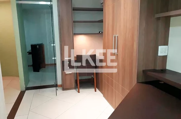 Centro Histórico | Conjunto Comercial mobiliado à venda | 94,50 m² |  2 Banheiros | 1 Vaga | Copa | Em Porto Alegre/RS