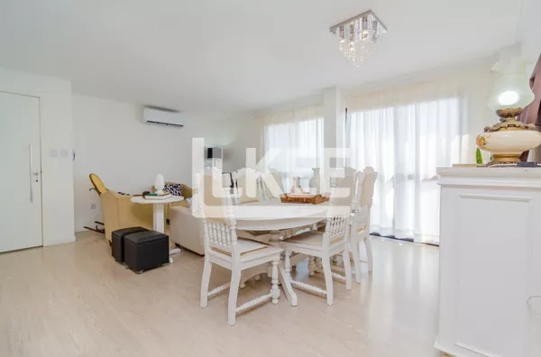 Tristeza | Apartamento mobiliado com 3 quartos (sendo 2 suítes) à venda | 100 m² | 2 vagas | Com churrasqueira | Em Porto Alegre/RS