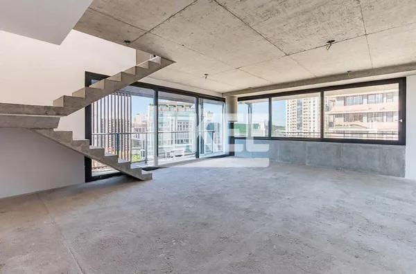 Petrópolis | Cobertura  Duplex com 3 quartos (sendo 3 suítes) à venda | 339,84 m² | 6 Banheiros | 4 Vagas | Em Porto Alegre/RS