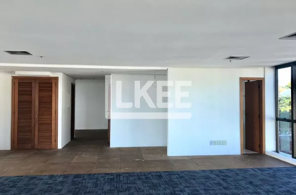 São João | Sala comercial para alugar | 99,5 m² | 1 vaga | Em Porto Alegre/RS