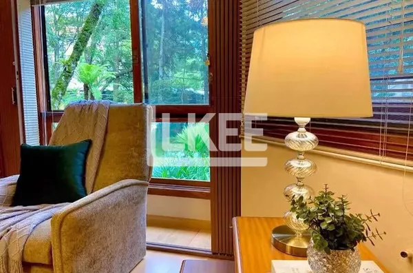 Planalto | Apartamento mobiliado com 1 quarto à venda | 64,47 m² | 1 Banheiro | Churrasqueira | Lareira | 1 Vaga | Em Gramado/RS