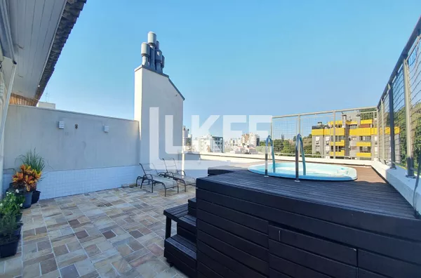 Menino Deus | Cobertura Duplex à venda  | 186 m² | 3 quartos | 2 vagas | Lareira e Churrasqueira em Porto Alegre/RS