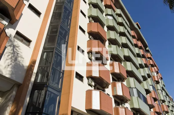 Apartamento tipo flat à venda, 1 quarto mobiliado e equipado na Independência