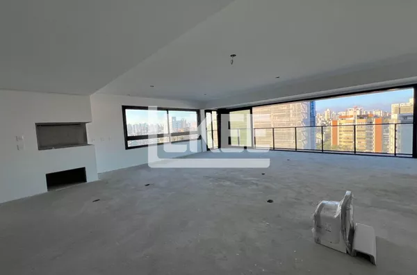 Bela Vista | Apartamento com 3 Quartos (sendo 3 suítes) à venda | 208m² | 5 Banheiros | 3 Vagas | Sacada | Em Porto Alegre/RS