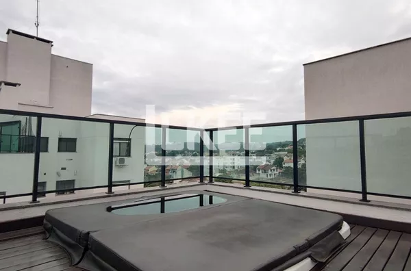 Tristeza | Cobertura Horizontal com 3 quartos à venda | 146 m² | 2 vagas | Com lareira, churrasqueira e piscina | Em Porto Alegre/RS