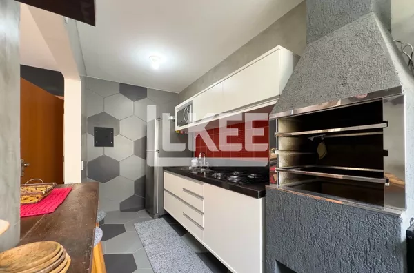 Petrópolis | Apartamento Semimobiliado com 1 quarto à venda | 38,64m² | Churrasqueira | 1 Banheiro | 1 vaga | Em Porto Alegre/RS